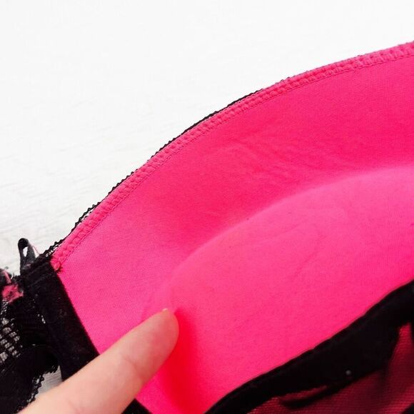 BUY 1 GET 1 FREE Jezebel 34b hot pink black lace mesh bra lingerie - Picture 11 of 12
